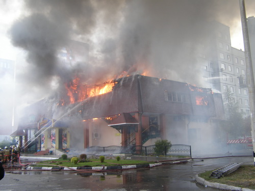 Произошла трагедия. Сгорел ресторан ТЕЛЕГА.